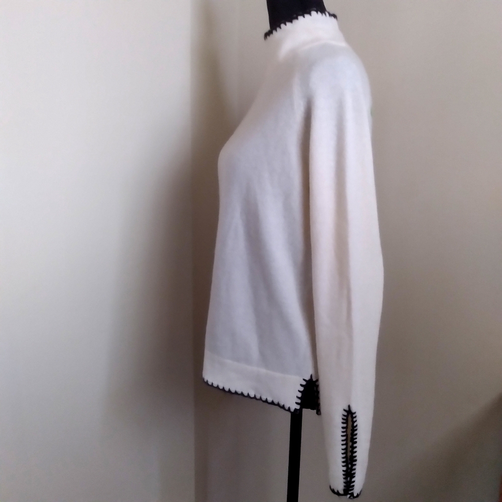 Only Mine 100%‎ 2Ply Cashmere Funnel Neck Sweater Ivory Black Stitch Trim Small